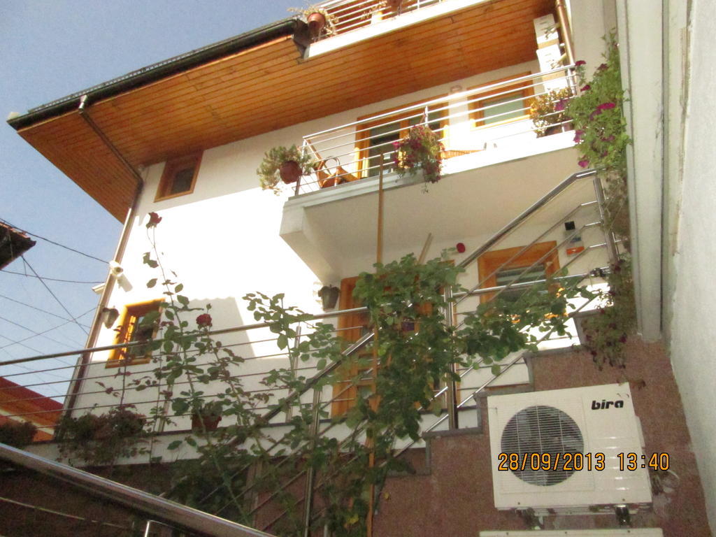 Villa Una ซาราเยโว ภายนอก รูปภาพ